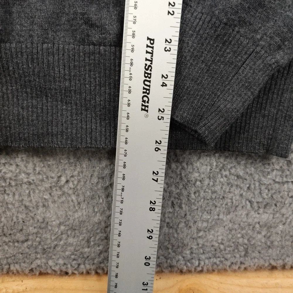 Banana Republic Wool Sweater Mens Large SLim Extra Fine Merino Gray V-Neck EUC